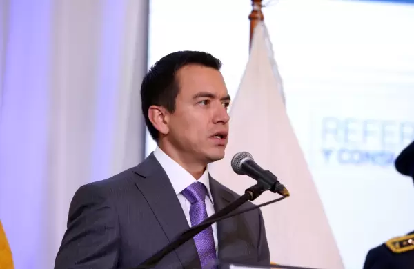 Presidente Noboa envía cuatro preguntas a la Corte Constitucional