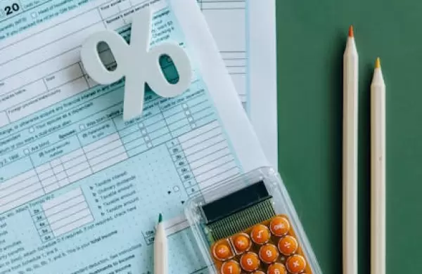 Un sistema fiscal atrapado en el tiempo.