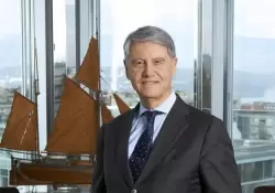 Quién es el magnate suizo que compró dos puertos claves del Canal de Panamá