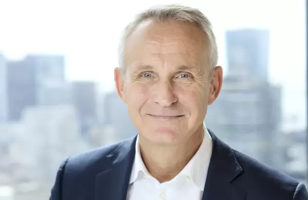 De empleado de un depósito a CEO global: las lecciones de liderazgo de este experto en trabajo