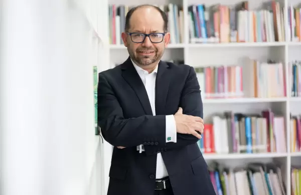 Ms ciudadanos andinos: la propuesta de un ecuatoriano que revive el sueo de Bolvar