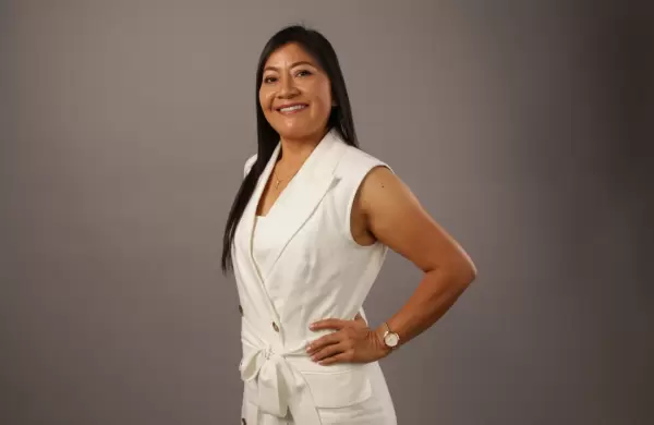 La otavaleña que tejió el sueño del millón de dólares en Galápagos