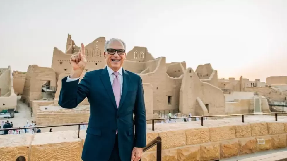 El director ejecutivo del grupo Diriyah Gate Company Limited, Jerry Inzerillo,