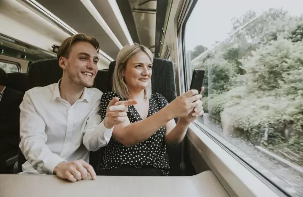 Cinco viajes en tren donde la comida es tan espectacular como el paisaje