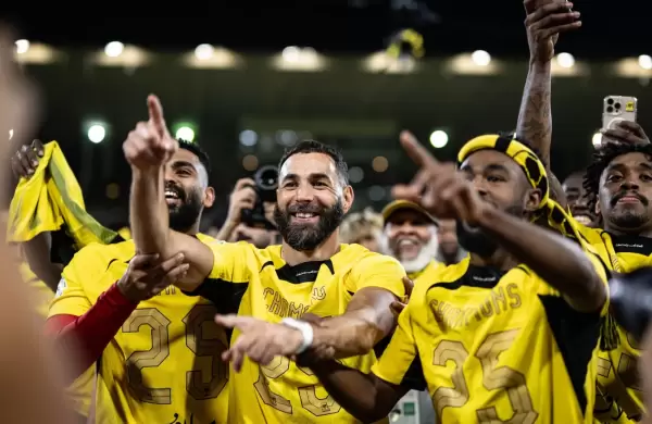 Así cuida Arabia Saudita a sus superestrellas: lujo, contacto con la realeza y hasta peluqueros