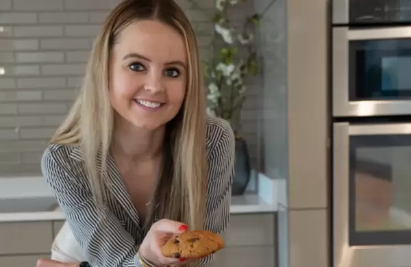 De atleta y matemática a empresaria repostera: así creó una pastelería online que conquistó el mercado saludable