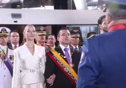 As se vistieron los invitados en la posesin de Noboa