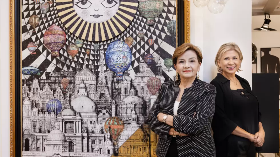 KARE: mobiliario audaz, texturas provocadoras, combinaciones inesperadas y una a