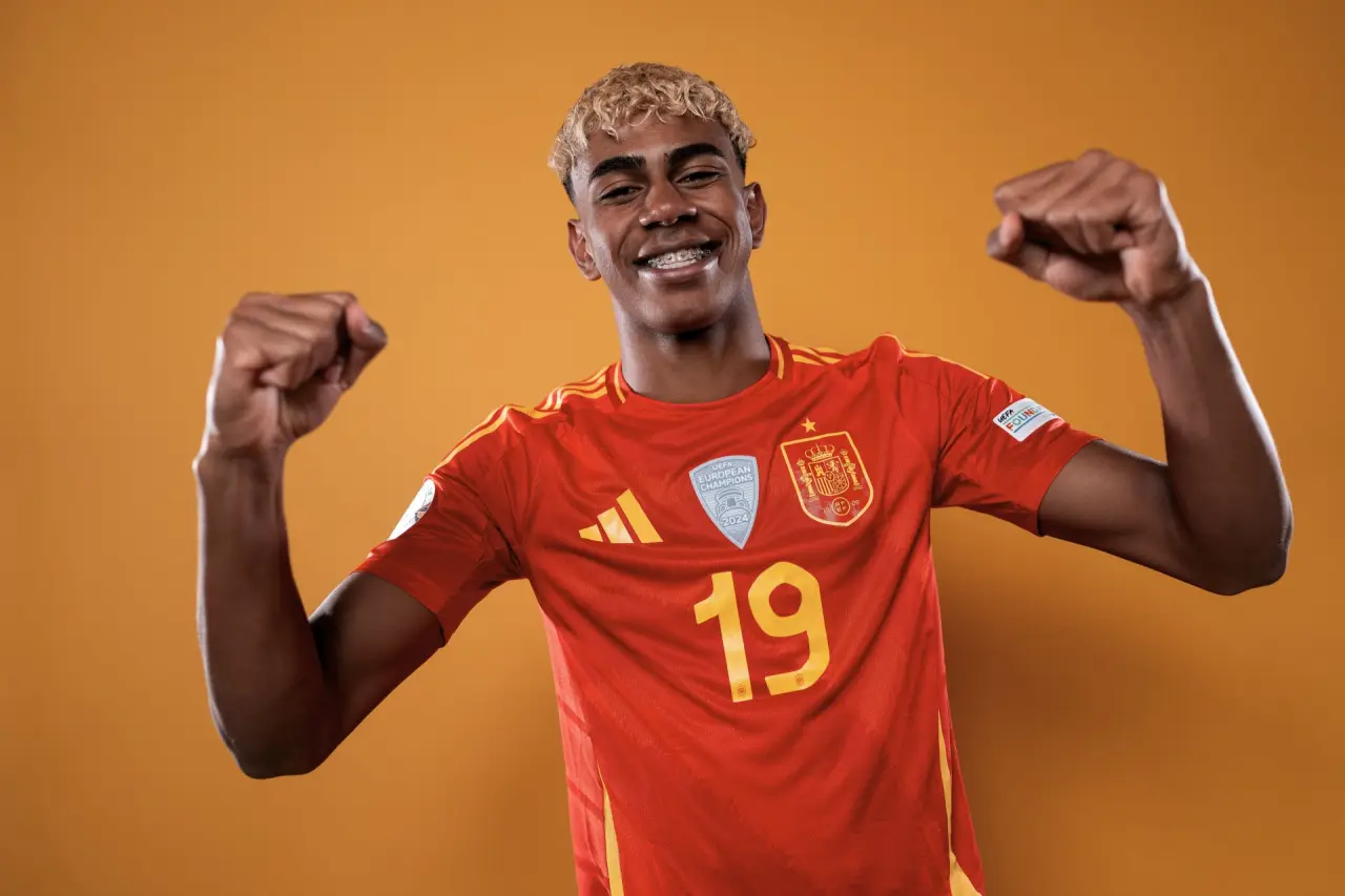 Lamine Yamal (Foto por Aitor Alcalde - UEFA via Getty Images)