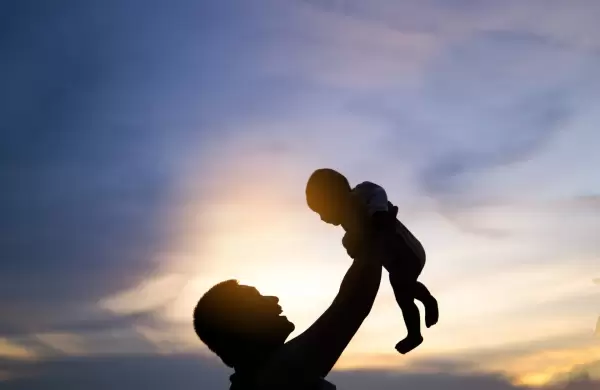 Pap est en casa: del proveedor al cuidador