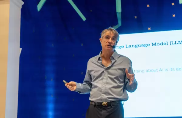 La inteligencia artificial es "medio chanta": cómo interactuar (y cómo no) con ella, según Nicolás Jodal