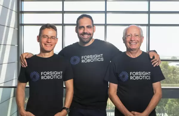 La startup que está a punto de revolucionar las operaciones de cataratas