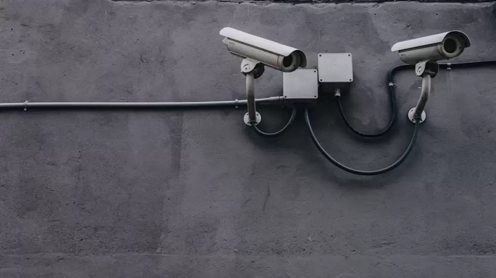 Dos Cmaras De Seguridad Grey Bullet