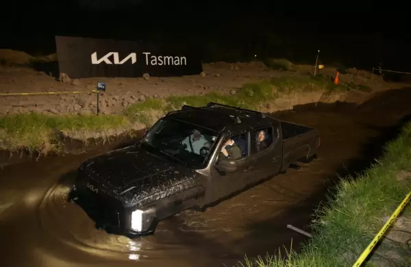Kia presentó Tasman, su primera camioneta