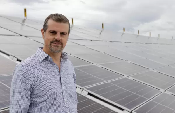 La estrategia para multiplicar paneles solares