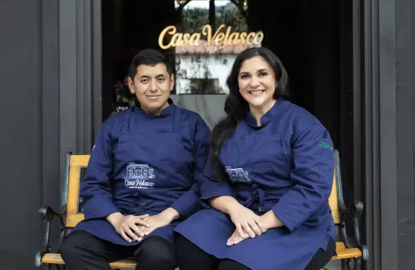Dos nacionalidades, un par de chefs y el arte de cocinar sus raíces