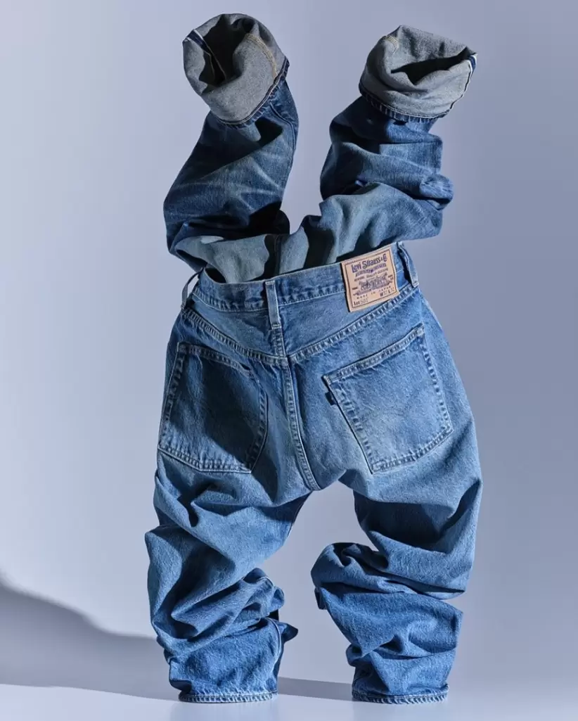 Levis