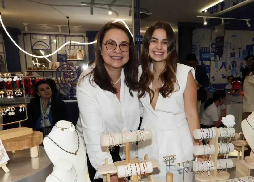 Publi AMEX Amex Shop Small Pop Up 3
