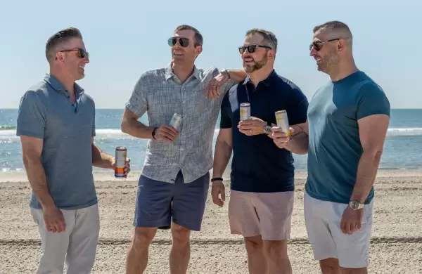 La historia detrás de Surfside, la bebida que pasó de ser una idea callejera a conquistar medio EE.UU.