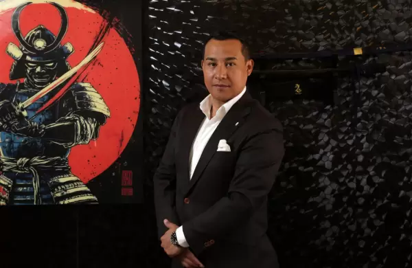 De vender pulpa de frutas a liderar un holding de comercio y seguridad táctica