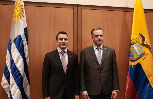 Noboa y Orsi refuerzan la agenda comercial y suscriben acuerdos en seguridad