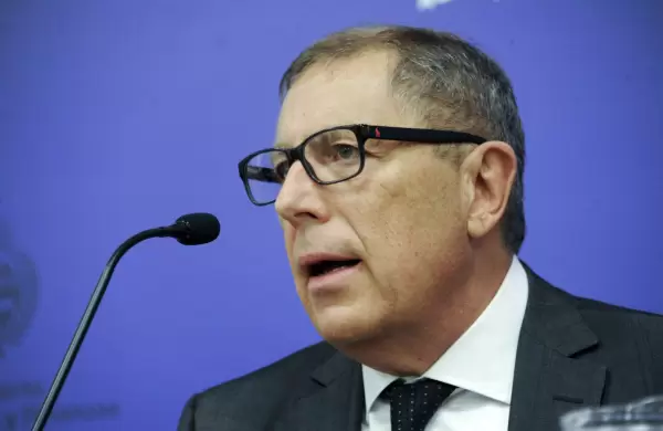 Incentivar la inversión, adherir al impuesto mínimo global y regular el "efecto TEMU": las pistas del gobierno en la previa del Presupuesto