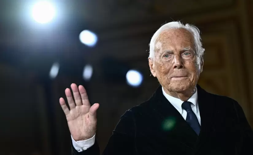 Cuenta regresiva para Armani: el testamento que obliga a vender un imperio de US$ 8.000 millones