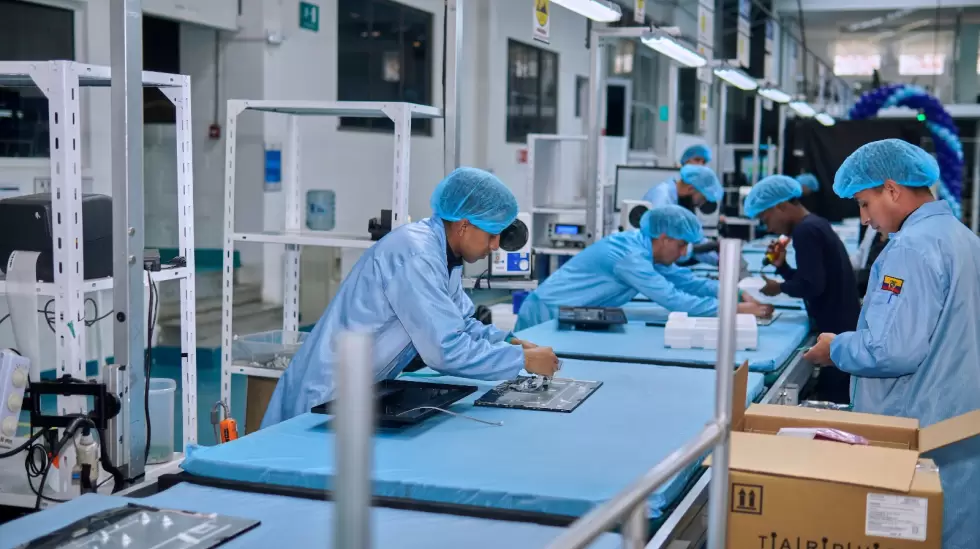 Produccin de monitores en Indurama