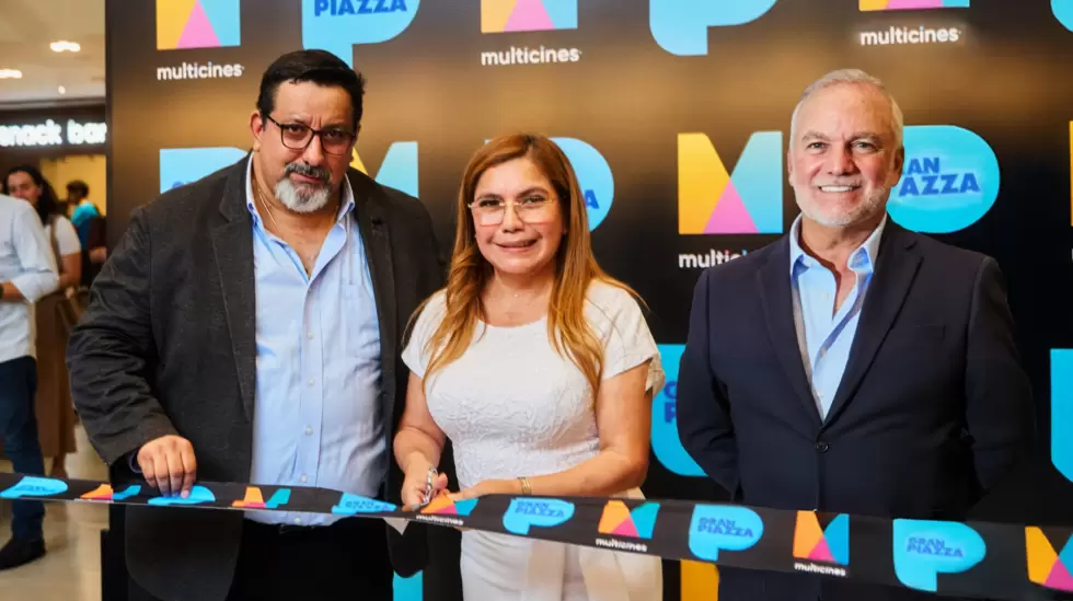 Multicines inaugura local en Machala