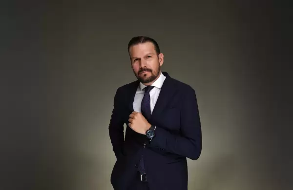 John Wiener revela los secretos para navegar en turbulencias