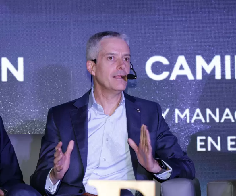 Summit Banca y Finanzas