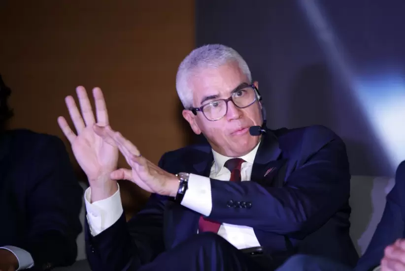 Summit Banca y Finanzas