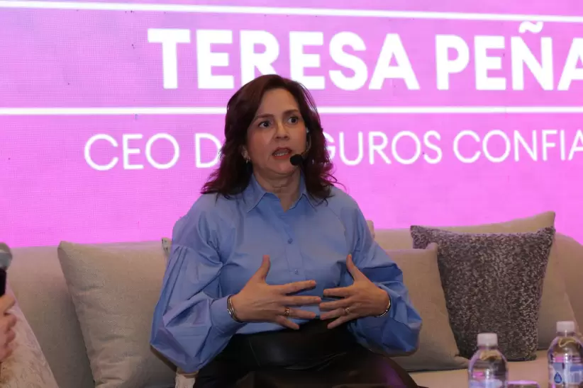 panel mujeres power