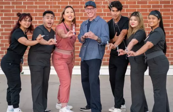 Notaron que los uniformes mdicos eran incmodos y lanzaron una empresa que factura ms de US$ 1 milln