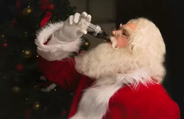 Coca-Cola lanz anuncios con IA para Navidad y gener ms ruido que aplausos: qu sali mal en la apuesta por la tecnologa