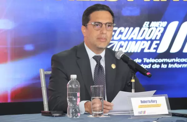 Dos operadoras pagan US$ 1.550 millones para seguir en el pas hasta 2038