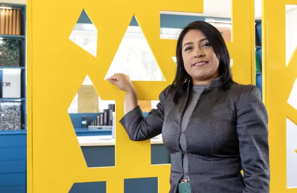 La empresa que convierte el residuo plstico en domos, muebles, puertas y ms