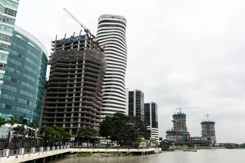 Inversiones Inmobiliarias en Puerto Santa Ana Guayaquil - Ecuador