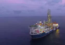 La petrolera argentina YPF anunció acuerdo con la italiana ENI para búsqueda de petróleo en mar uruguayo