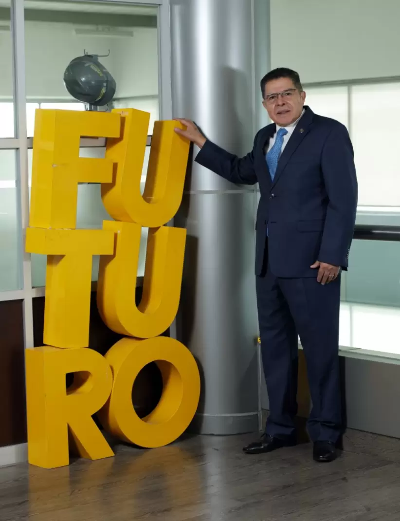 Ramiro Garzn Gerente general Novacero