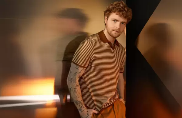 Viva en su auto y grababa en baos pblicos: hoy llena estadios con canciones que transforman el dolor en millones