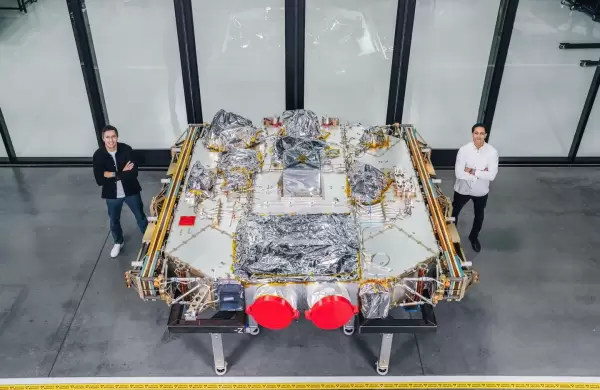 Los hermanos que crearon una startup de US$ 3000 millones con satélites