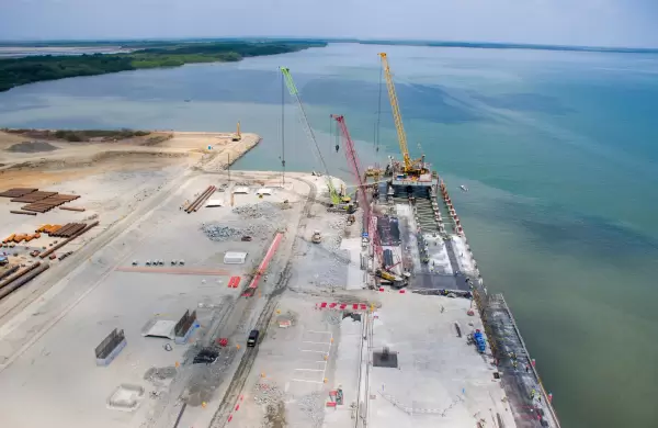 Posorja sumar 800 metros de muelle con ms de US$ 190 millones de inversin