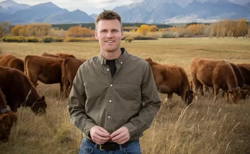 Collares inteligentes para vacas: Cmo este emprendedor de 31 aos est transformando la ganadera