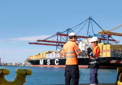 ¿Quién es el gigante detrás de la compra de la operación portuaria de Dole Ecuador?