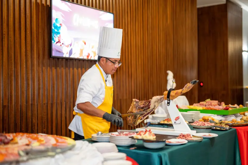 Cena Navidad  holiday inn