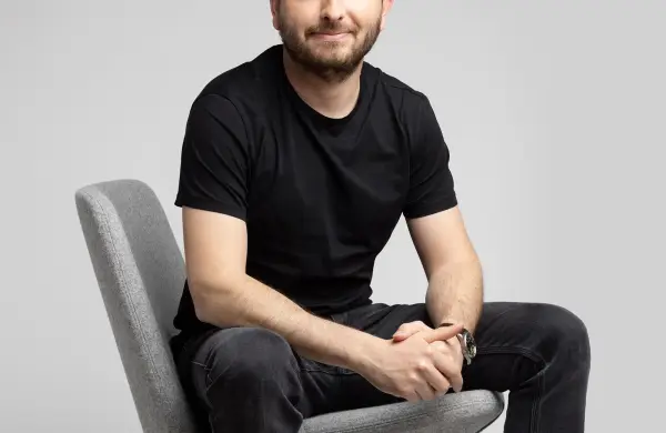 Detecta mentiras en CVs creados por IA, ya factura US$ 800 millones y se prepara para salir a Bolsa