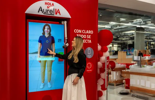 Claro inaugura su nuevo Centro de Atención a Clientes en Samborondón, Rio Centro Plaza El Buijo