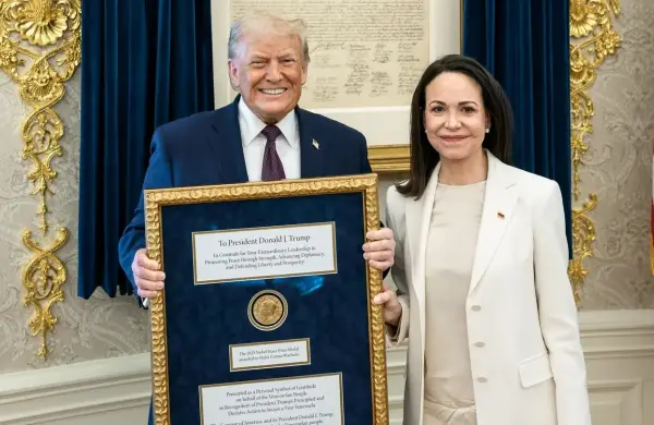 María Corina Machado entregó a Trump su Premio Nobel de la Paz