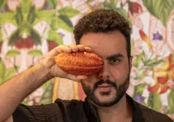 El cineasta que convirtió el cacao ancestral en identidad de lujo